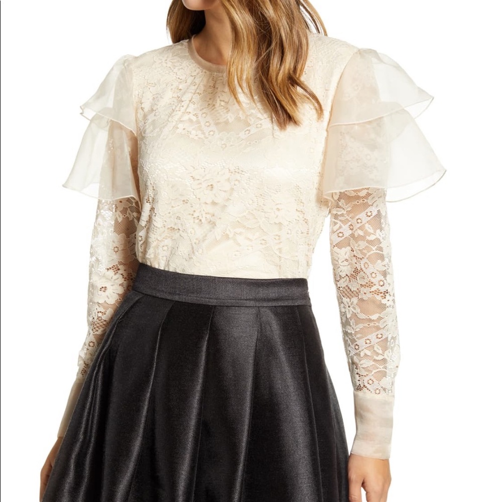 Rachel Parcell Flutter sleeve lace top